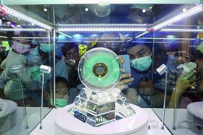 圓夢九天攬月 勇攀科技高峰——探月精神述評